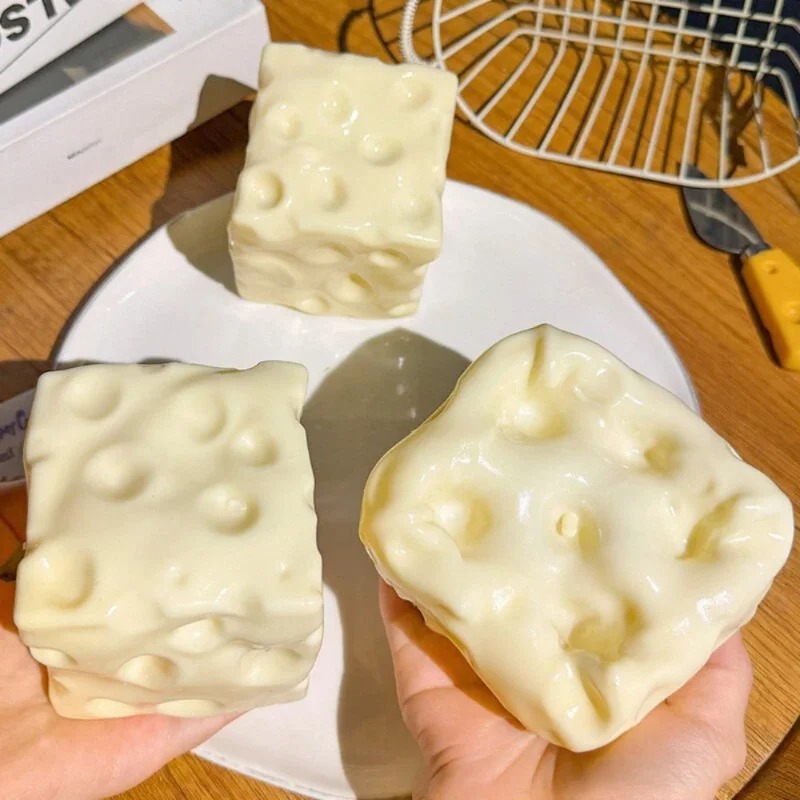 Party Games For Adults And Kids - Taba Squishy Cheese Cube Stressbal Vormbaar